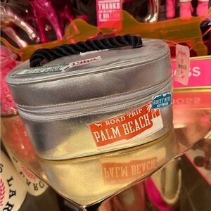 RARE VS PINK TRAIN CASE